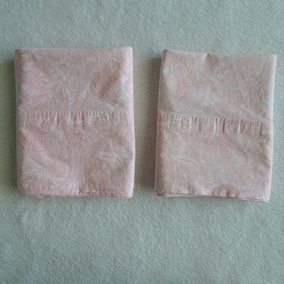 Ralph Lauren Pillowcases 2 Piece Pink White Paisley Standard Fit EUC